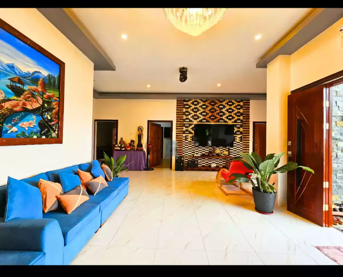 For Sale: OVERLOOKING 3BR House and Lot in Apolong, Valencia — 5436 sqm — House and Lot in Valencia, Negros Oriental, 6215 — Photo 4