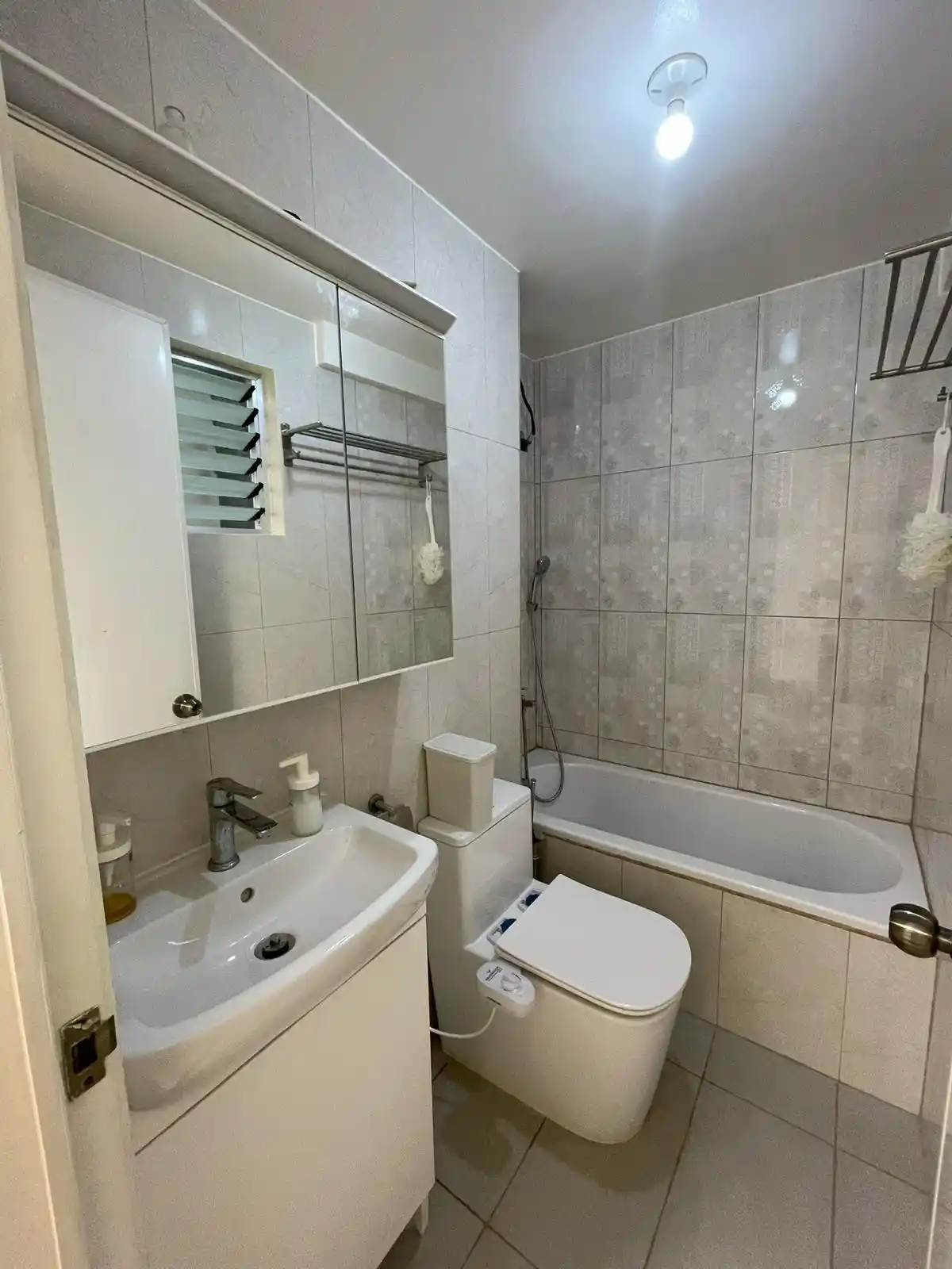 For Rent: Centropolis Communities 2BR Condo in Sucat, Muntinlupa City — 2 Baths — 2 Bedrooms in West Service Road, Sucat, Sucat — Photo 5