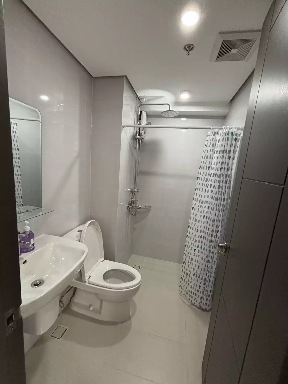 Baseline Prestige Studio for Rent in Capitol Site, Cebu City — 1 Parking — Studio in Capitol Site, Cebu City — Photo 6