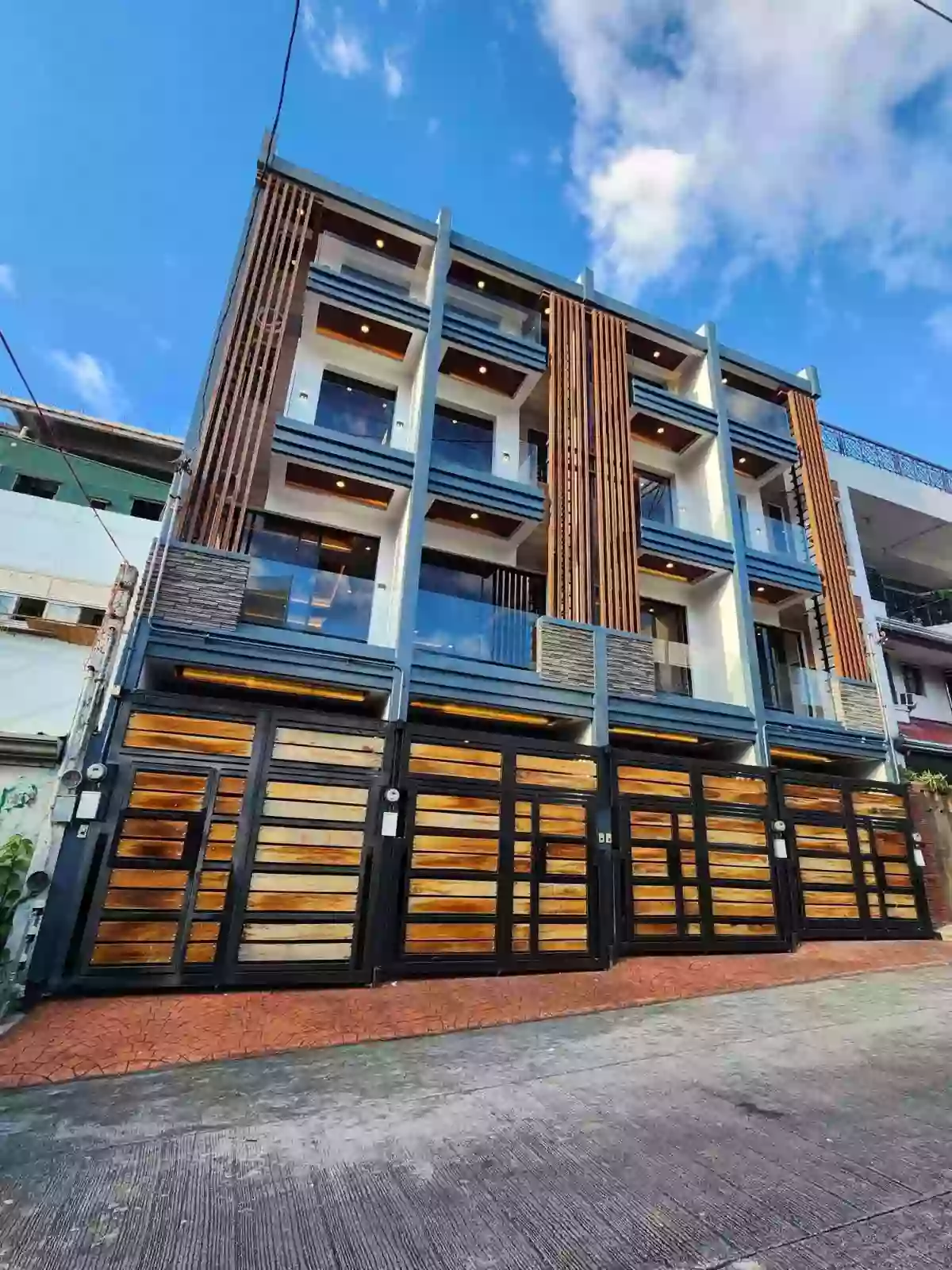 For Sale: 3BR Townhouse in Santol, Quezon City — 150 sqm