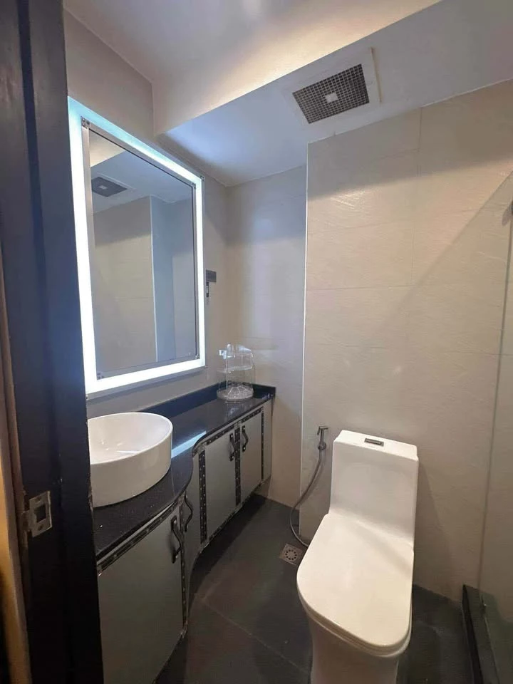 For Sale: Studio Condo in Fort Bonifacio, Taguig City — 42 sqm — Studio in Taguig City, Metro Manila, 1634 — Photo 7