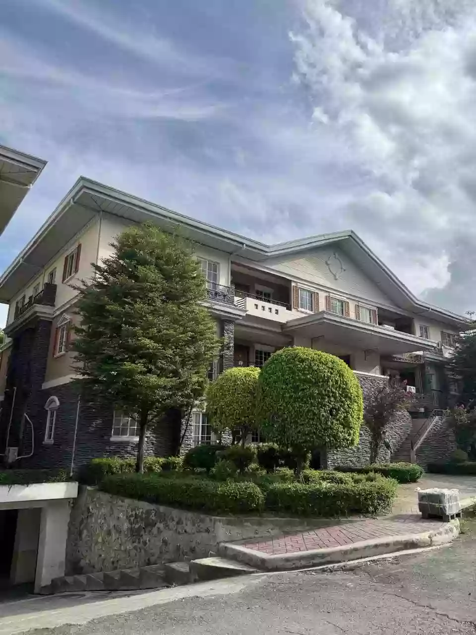 Open photo 14 of 14 — 2-Bedroom Fully-Furnished Mansionette For Rent