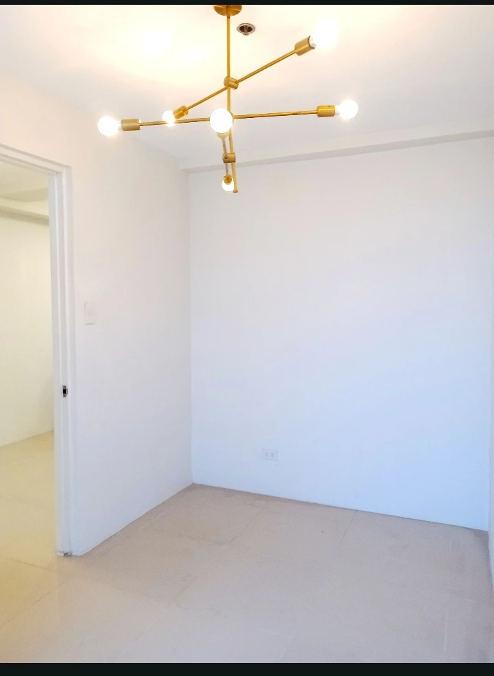 For Sale: Melbourne Residents 1BR Condo in Palanan, Makati City — Semi Furnished — 1 Bedroom in Palanan, Makati City, Metro Manila — Photo 3