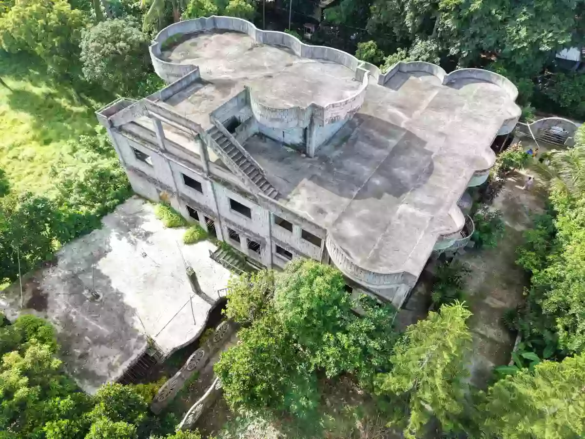 Tagaytay Building with Helipad — Building in Zambal, Tagaytay City, Cavite — Photo 6