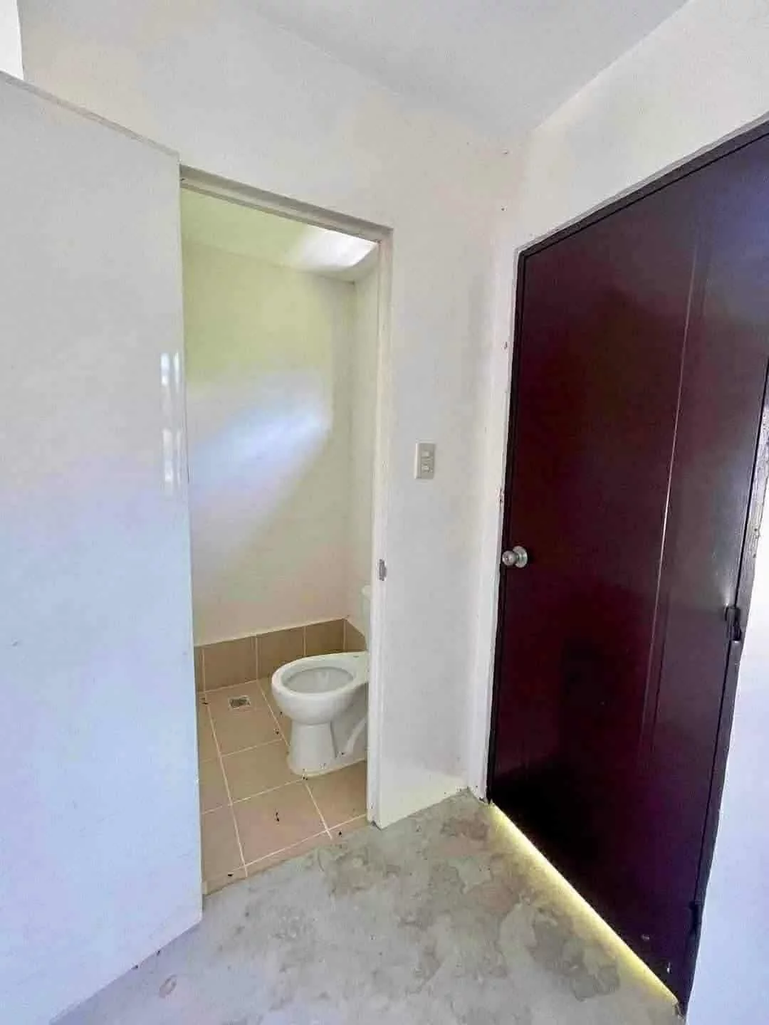 🚨 RUSH ASSUME: 2 Rowhouse Units Nagtapad 🚨 — House and Lot in Butuan City, Agusan del Norte, 8600 — Photo 2
