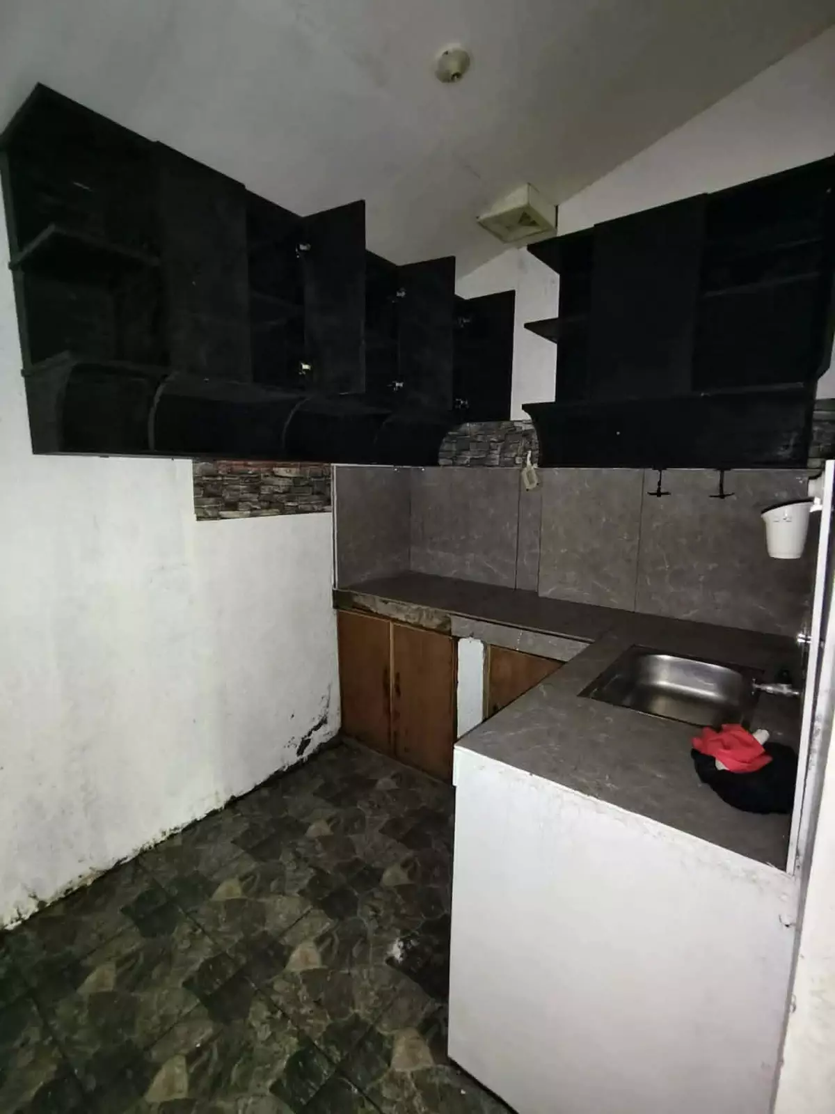 For Sale: 2BR Townhouse in Santo Domingo, Iriga City — 40 sqm Lot — Townhouse in Santo Domingo, Iriga City, Camarines Sur — Photo 3