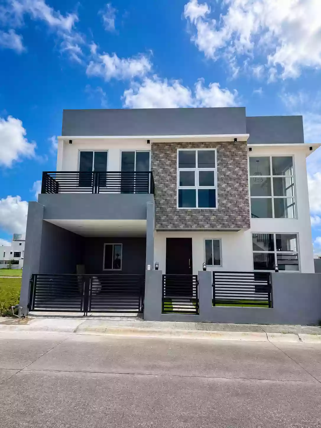 Brand-New RFO Corner House & Lot for Sale in West Wing Residences, Eton City, Sta. Rosa, Laguna — House and Lot in Santa Rosa, Laguna, 4026 — Photo 2