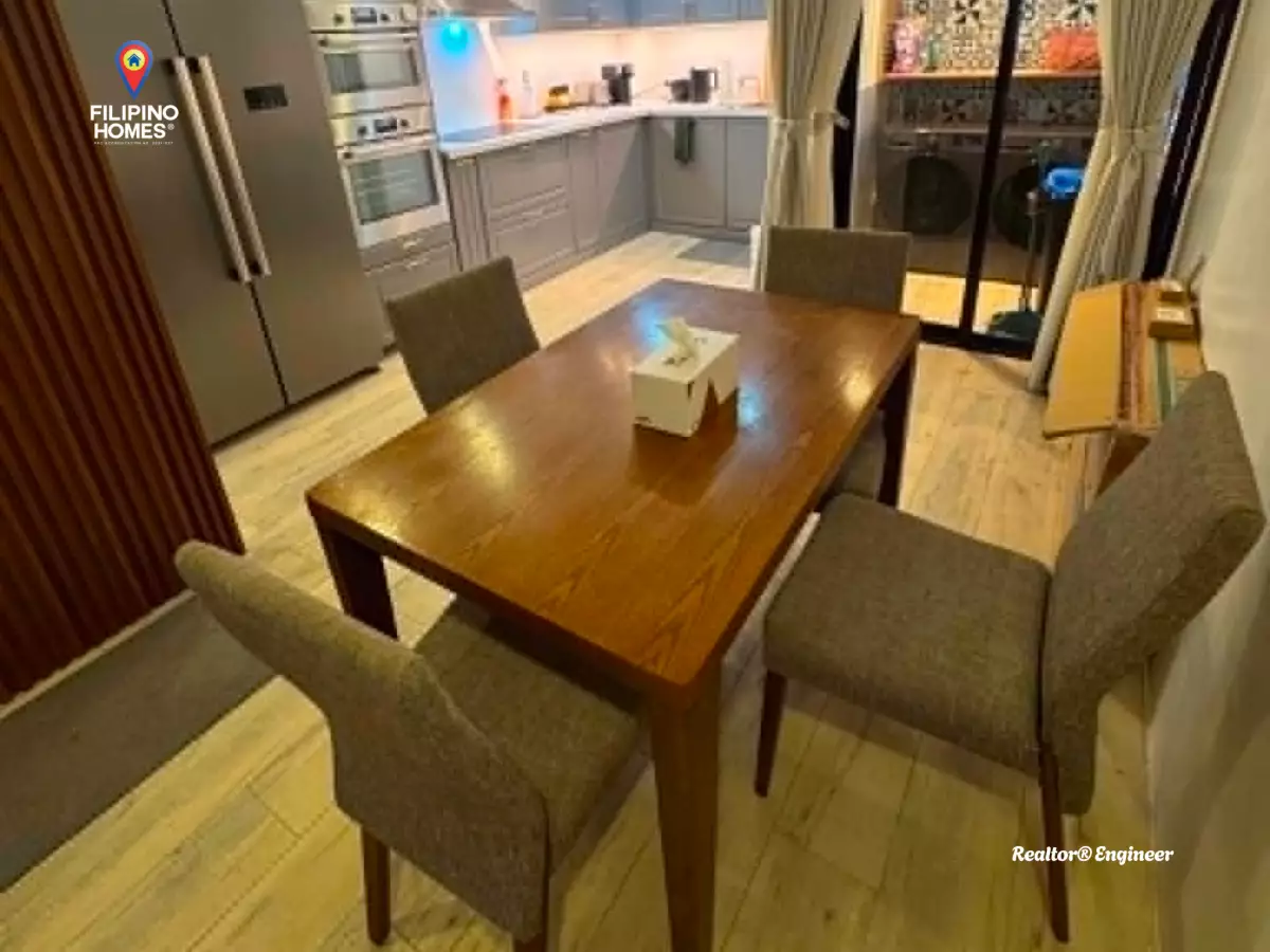 Teresa Park Subd. Townhouse for Sale in Pilar, Las Piñas City — Family Home — Townhouse in Las Piñas City, Metro Manila, 1742 — Photo 2