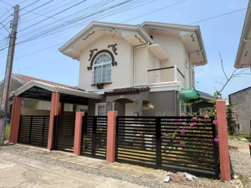 FOR SALE House & Lot Palacios Grande at Royal Palms Tres - photo 2
