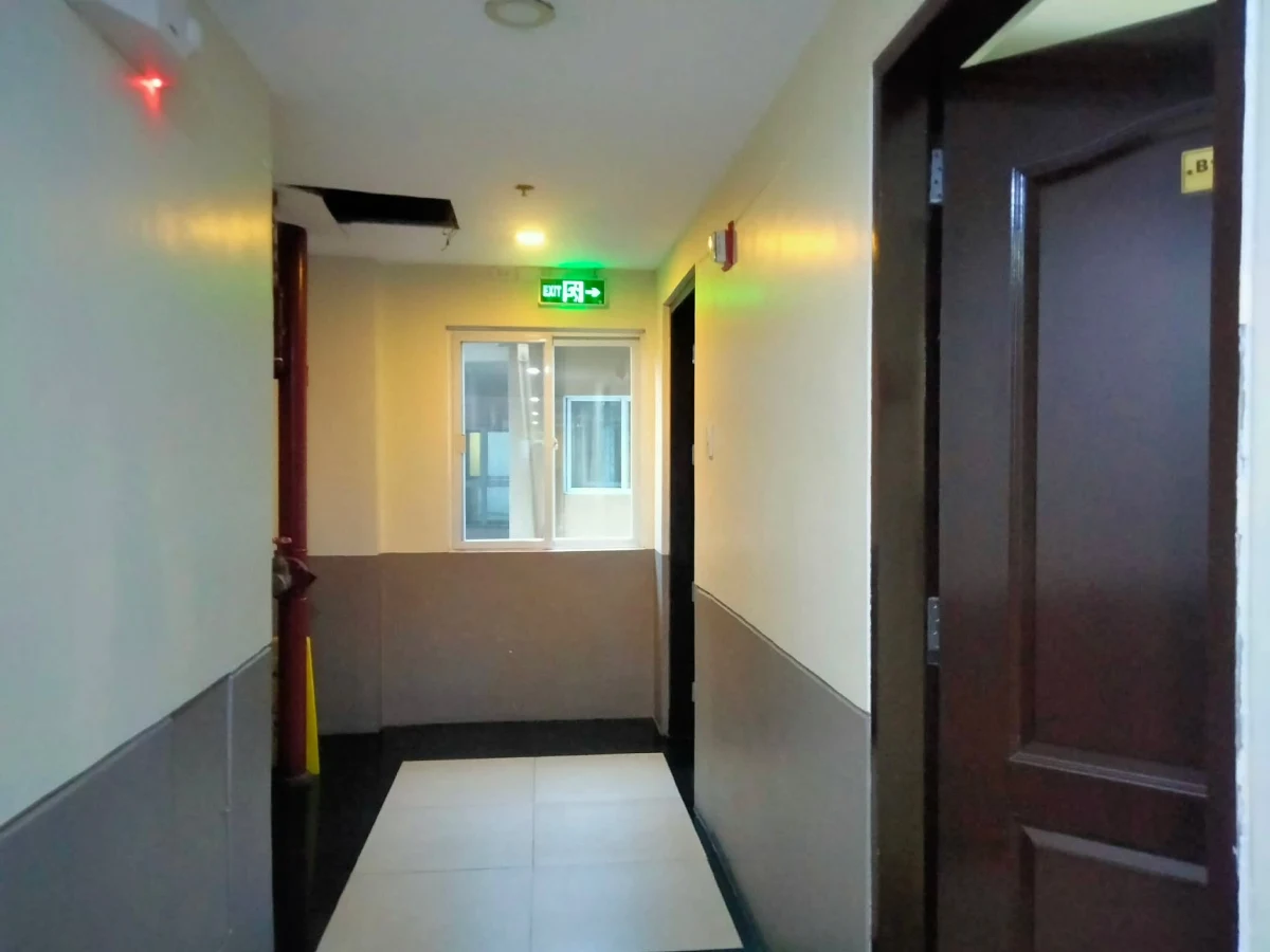 Open photo 29 of 37 — For Sale: Central Apartment 1BR w/ balcony Condo in Trancoville, Baguio City — Fully Furnished