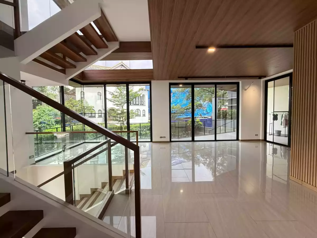 For Sale: 5BR House and Lot in McKinley Hill Village, Taguig City — 642 SQM — House and Lot in Fort Bonifacio, Taguig City, Metro Manila — Photo 3
