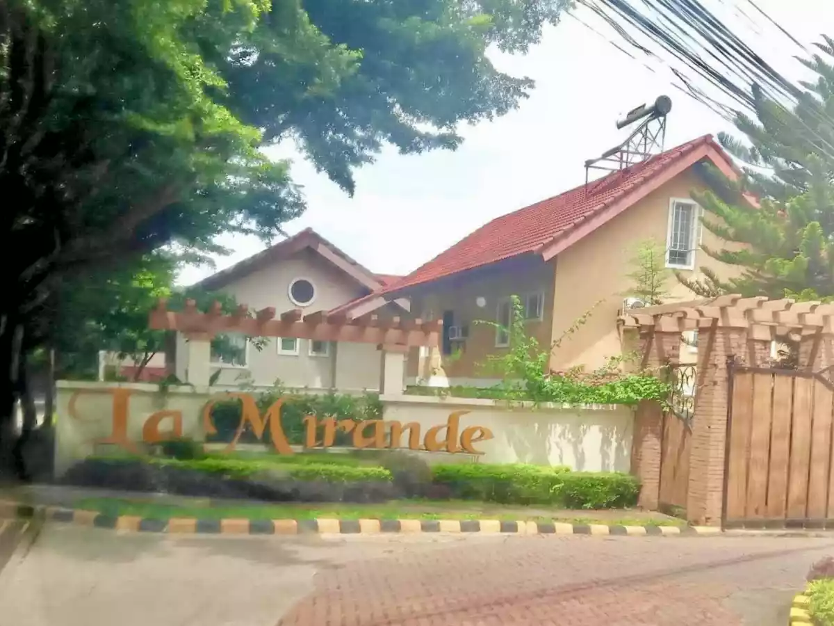 For Sale : Residential Lot 272 sqm  @: La Mirande Subdivision, GE Cagayan de Oro City, for only P16k/sqm — Residential Lot in Grand Europa, Uptown Cagayan de Oro Coty, Lumbia — Photo 2