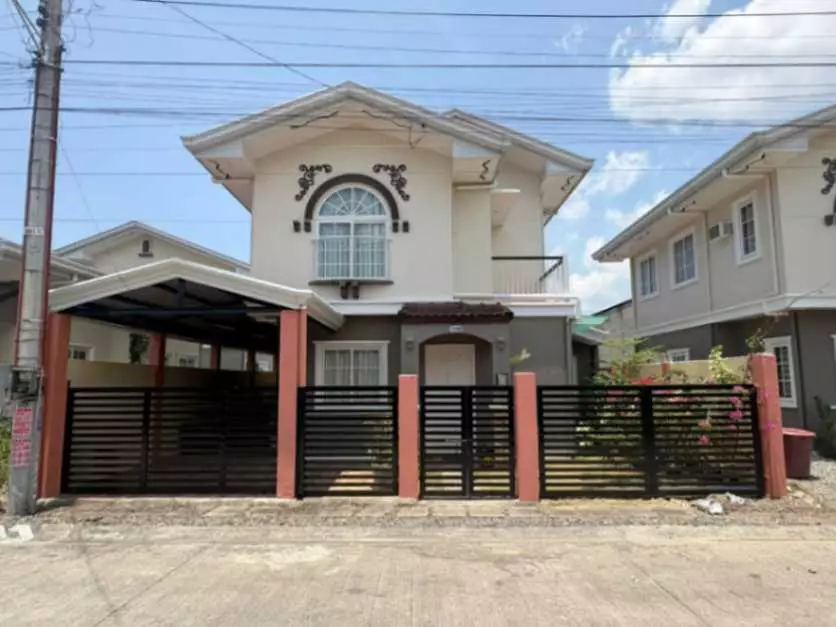 FOR SALE House & Lot Palacios Grande at Royal Palms Tres