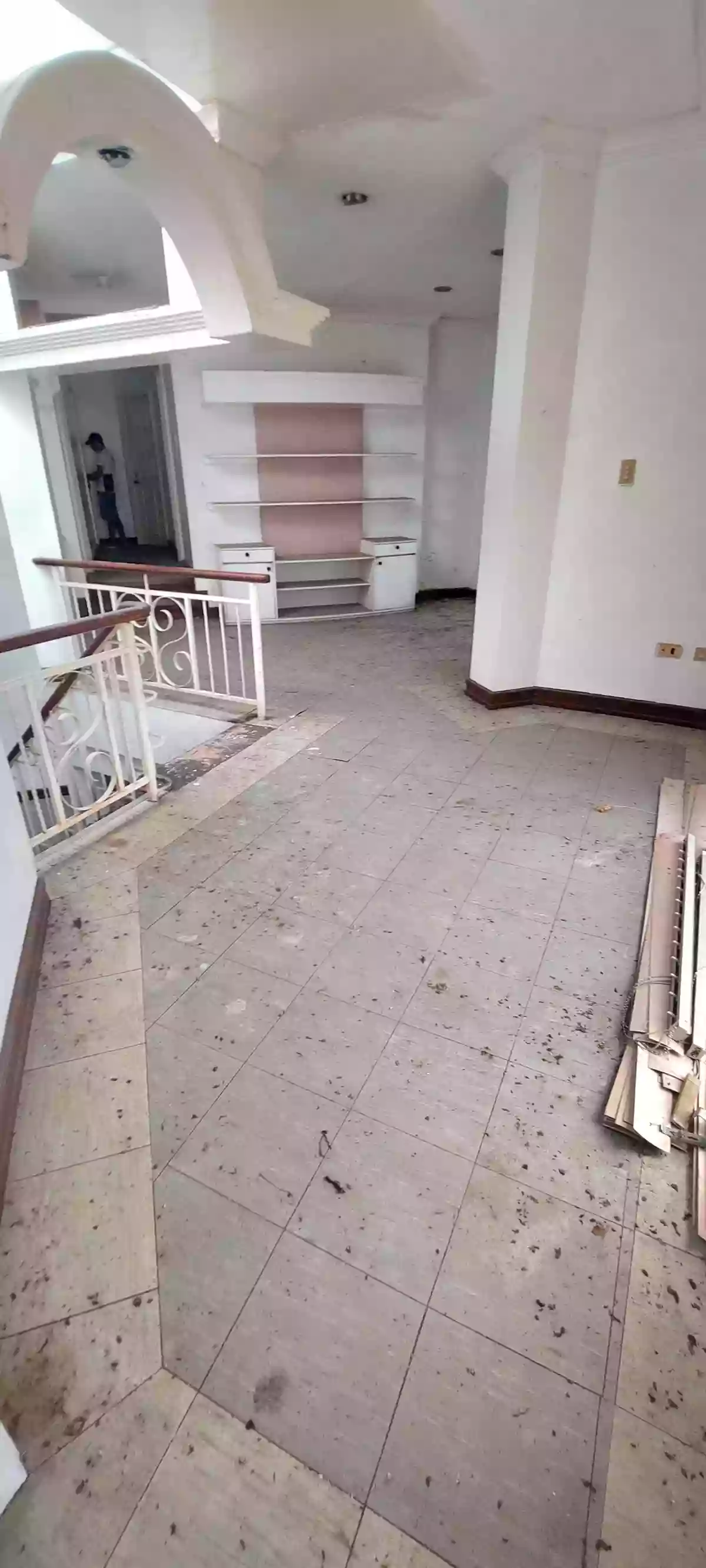 For Sale: House and Lot in Capitol Hills, Lahug, Ceby City — House and Lot in Cebu City, Cebu, 6000 — Photo 3