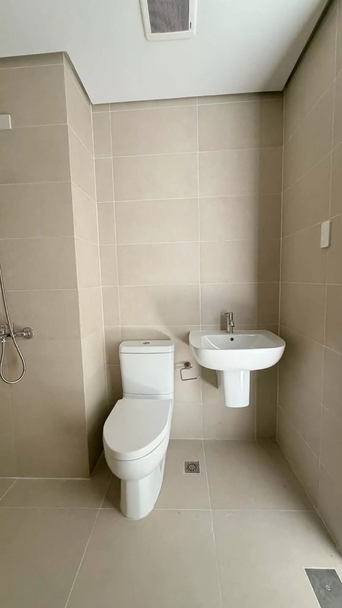 For Sale: Astra Centre Studio Condo in Banilad, Mandaue City — Investment — Studio in Banilad, Mandaue City, Cebu — Photo 2
