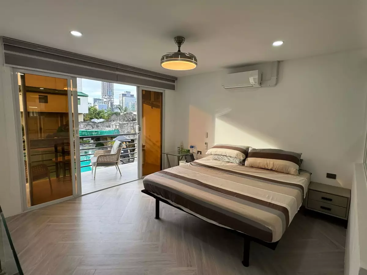 MODERN LUXURY TOWNHOUSE IN LAHUG — Townhouse in Lahug, Cebu City, Cebu — Photo 4