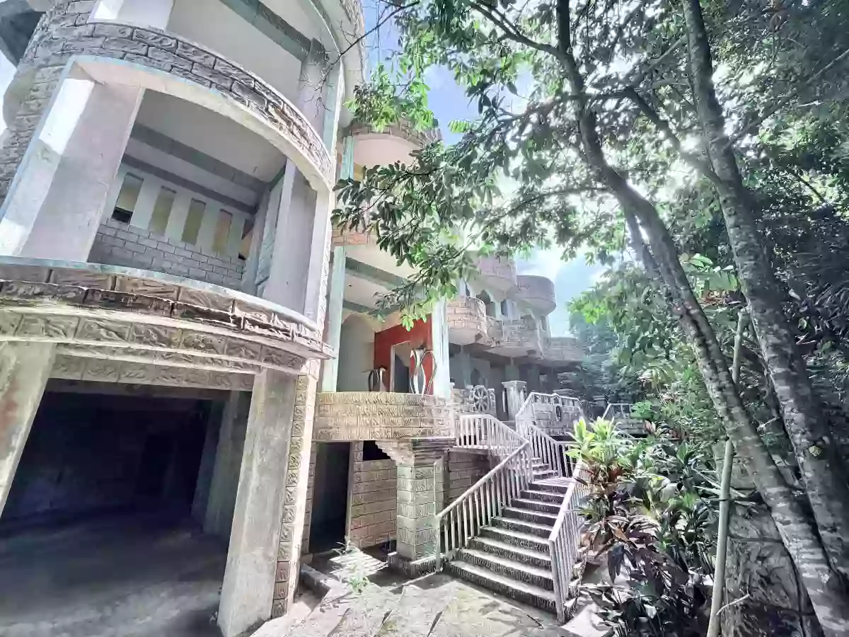 Tagaytay Building with Helipad — Building in Zambal, Tagaytay City, Cavite — Photo 4
