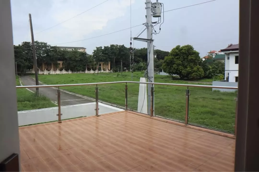 Pre-Owned Luxury 8BR Fully Furnished House & Lot | Metropolis Greens Executive Subdivision, Gen. Trias, Cavite — House and Lot in Gen. Trias, Cavite, 4107 — Photo 4