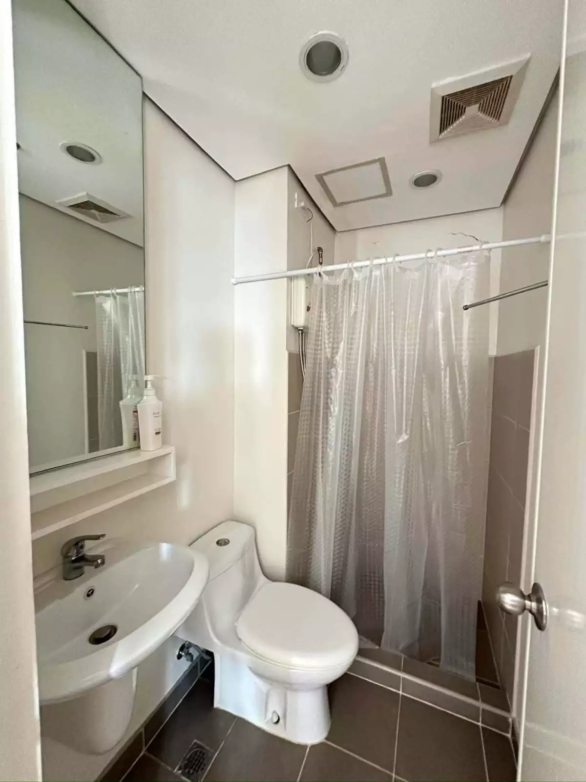 Corner 2 Bedroom Centrio Condo For Sale — 2 Bedrooms in Barangay 24 (Pob.), Cagayan de Oro City, Misamis Oriental — Photo 6