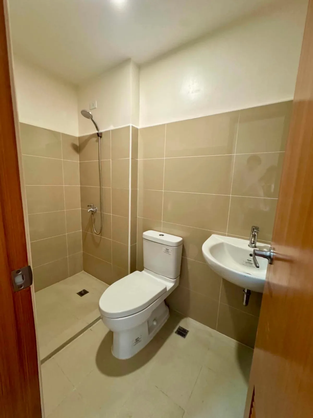 Open photo 8 of 17 — FOR ASSUME- COSTA MIRA 1-BEDROOM TOWER 2