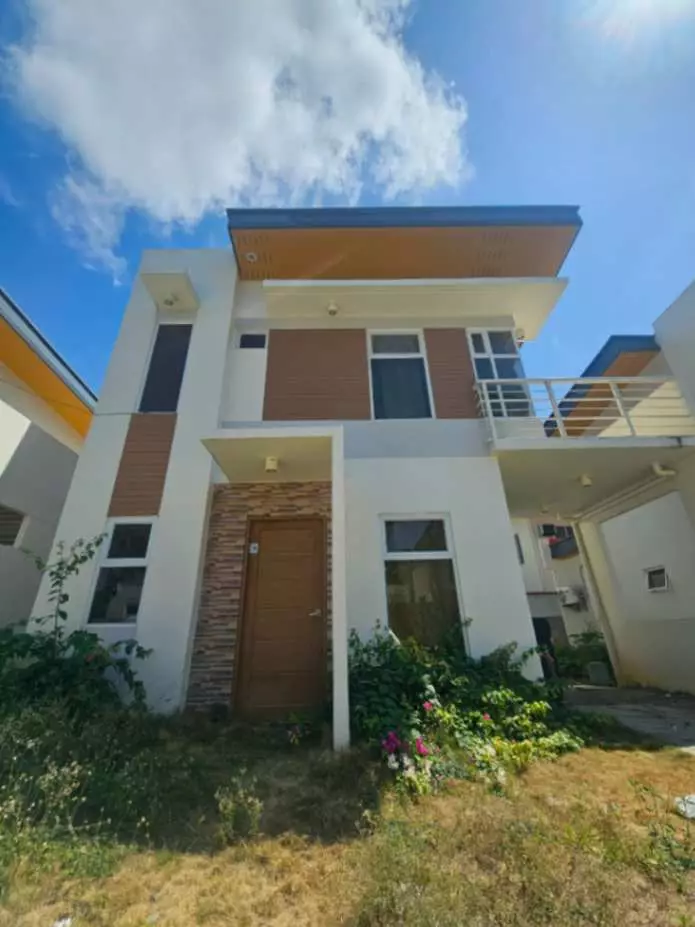 For Sale: Asha Unit Phase 1 in Velmiro Uptown CDO - photo 2