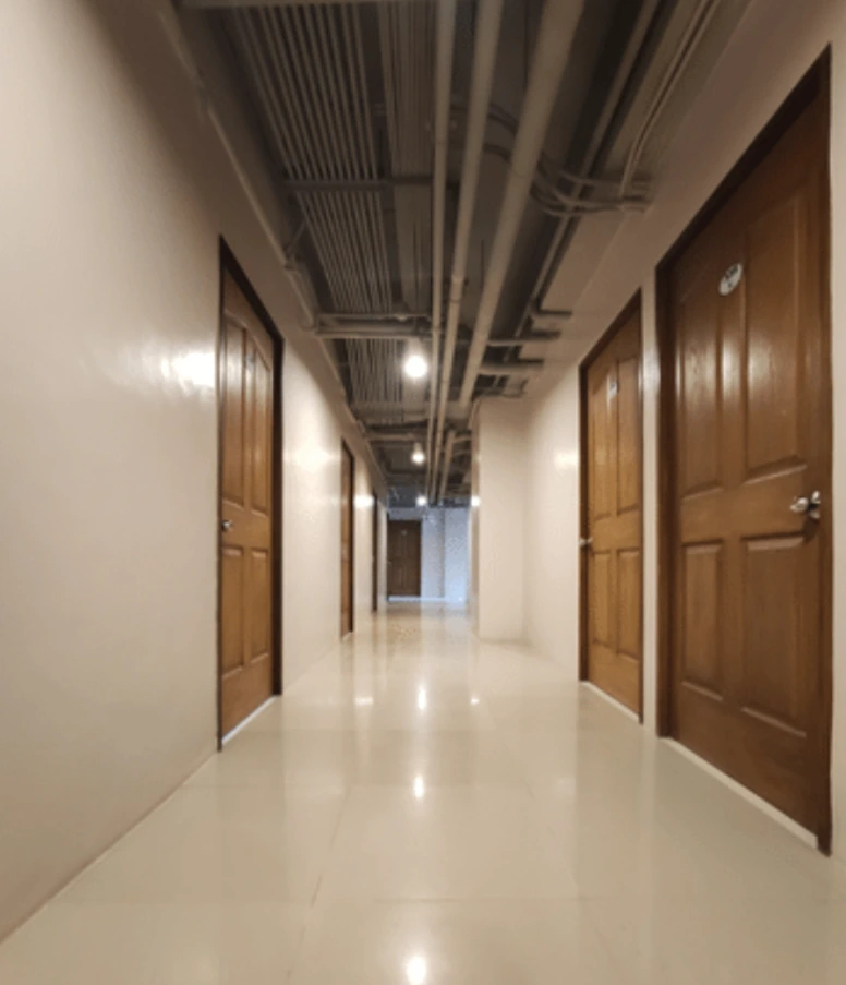 Open photo 9 of 11 — For Sale: 1 Bedroom Condominium with Parking at Guadalupe, Cebu City - 25 sqm