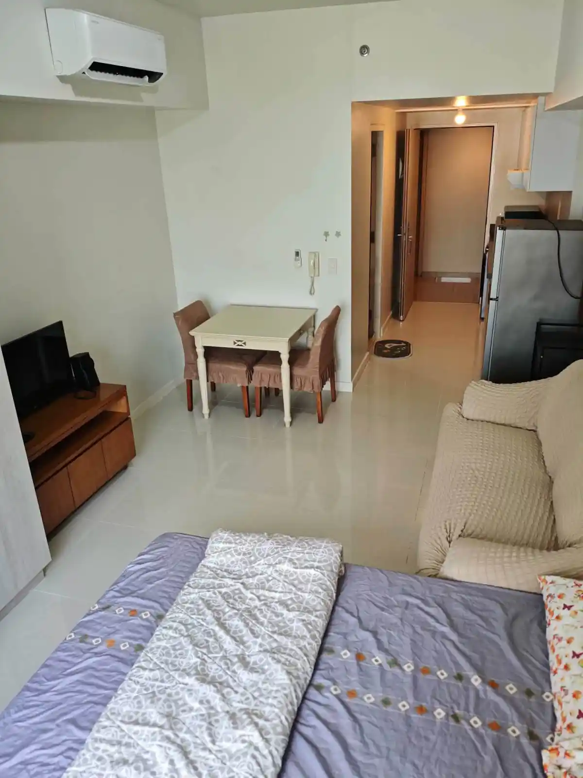 For Sale: Mandani Bay Studio in Centro, Mandaue City — Fully Furnished — Studio in Centro, Mandaue City, Cebu — Photo 5