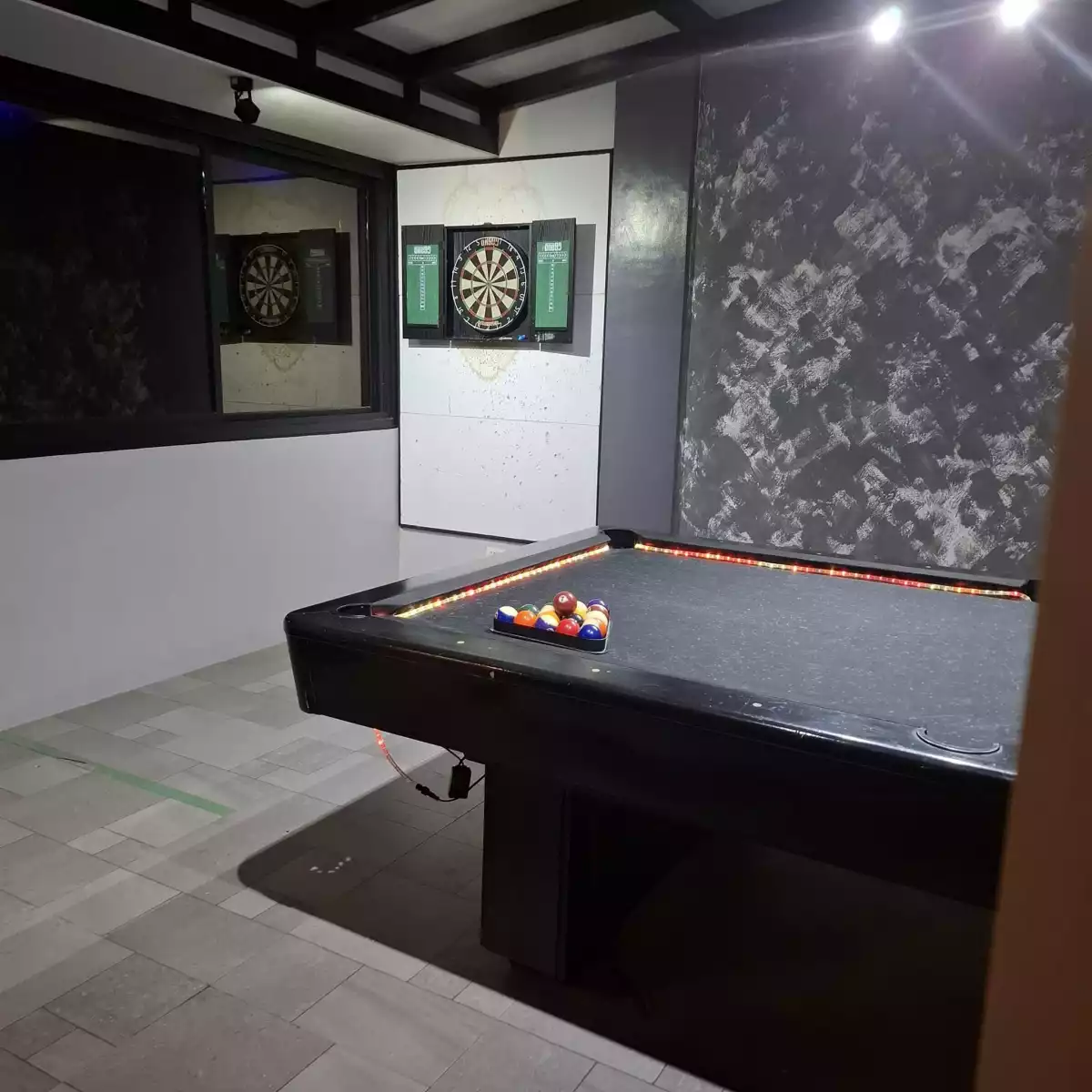 Open photo 11 of 16 — For Sale: 5BR Resort in Pansol, Calamba — 687 sqm
