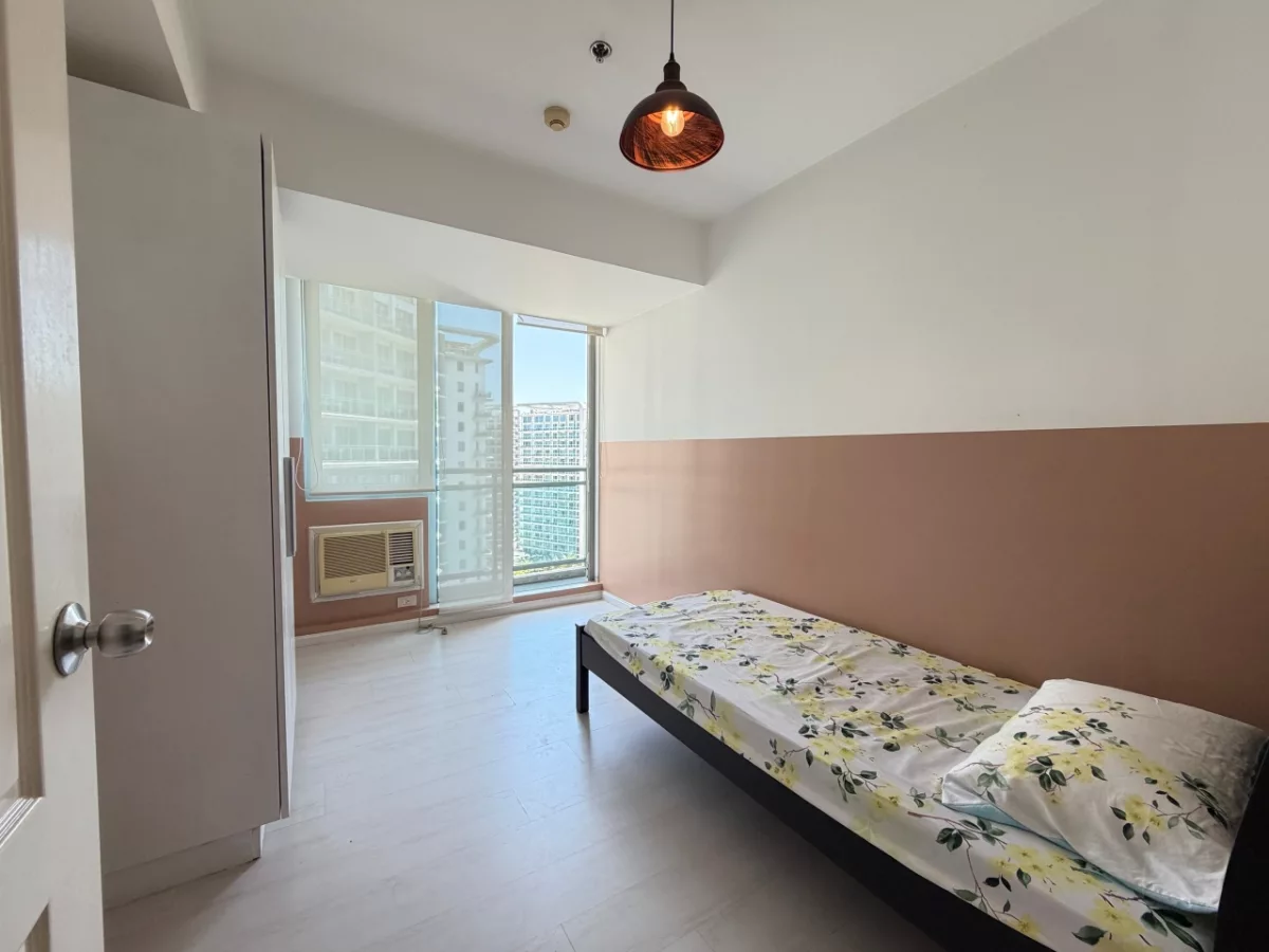 For Sale: 2BR Condo in Azure Urban Residences in Paranaque City