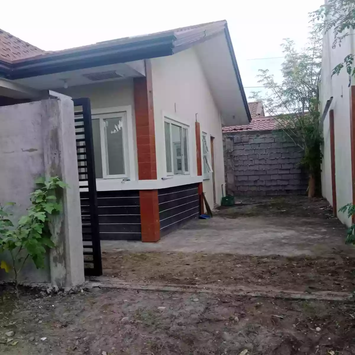 Open photo 15 of 18 — Rush 2Bedroom House and Lot for Assume at Aganland Lagao General Santos City