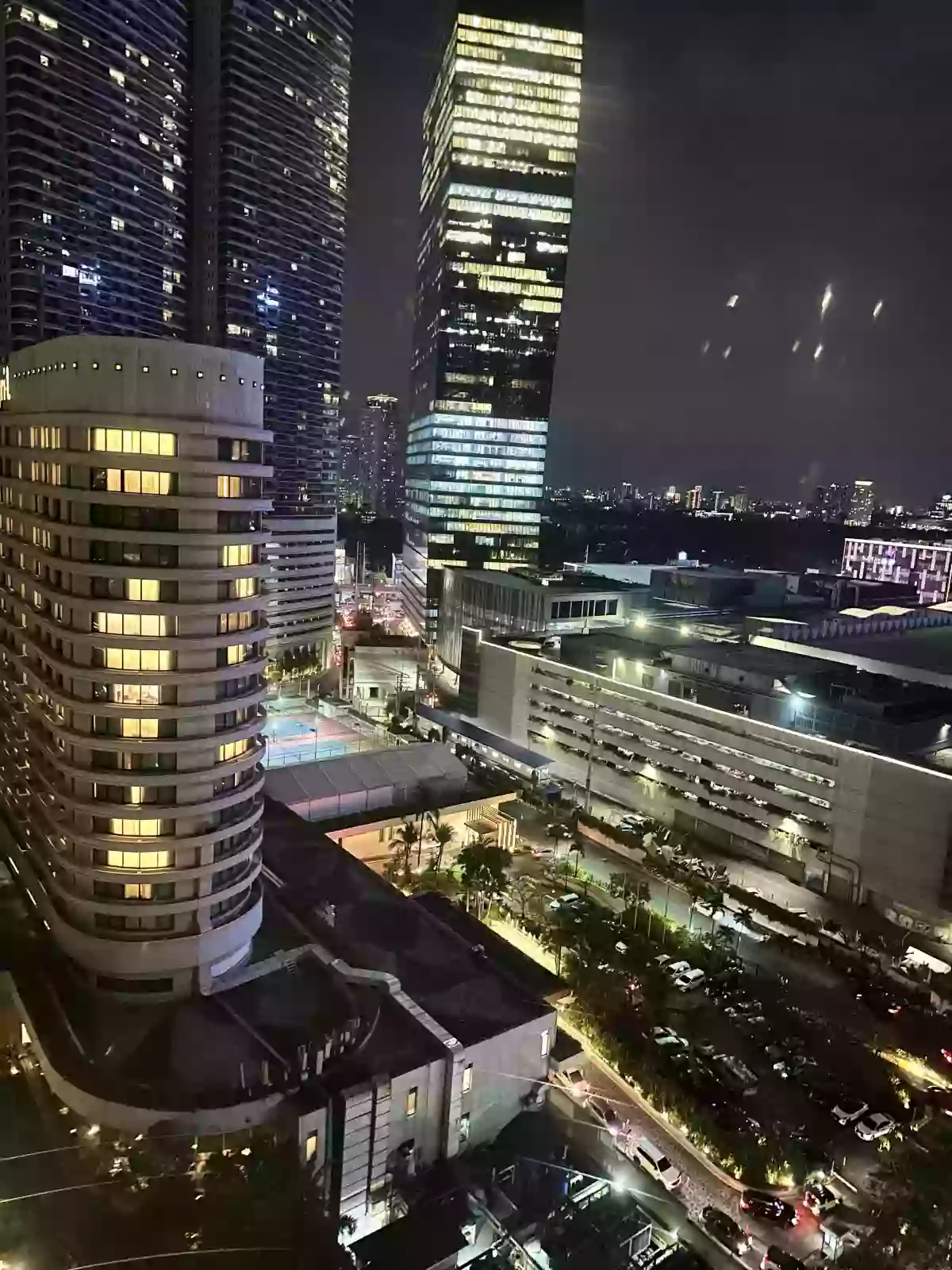 For Sale: 1BR Condo in Wack-wack Greenhills, Mandaluyong City — 55.17 sqm — 1 Bedroom in CORNER SAN MIGUEL AVE, ORTIGAS CENTER, MANDALUYONG CITY — Photo 3