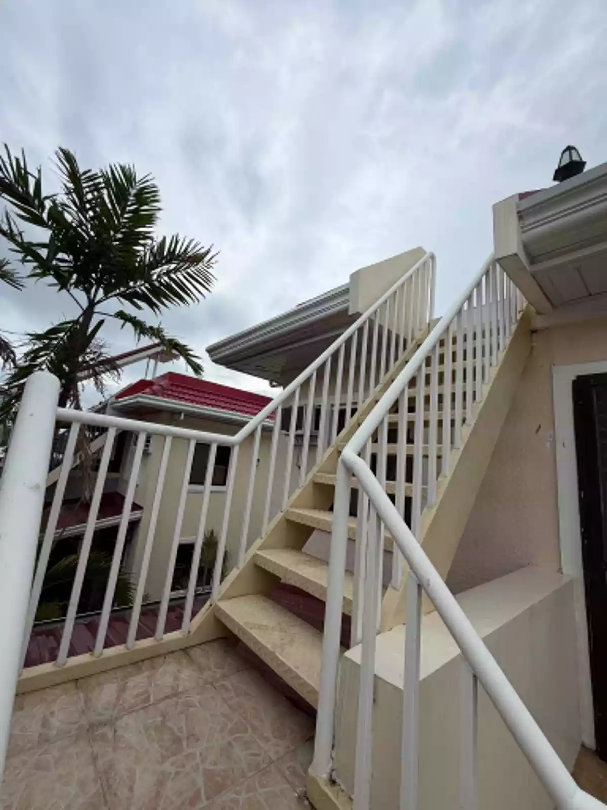 Open photo 12 of 50 — For Sale: 3BR House and Lot Near Metro, Bankal, Lapu-lapu City — Fully Furnished