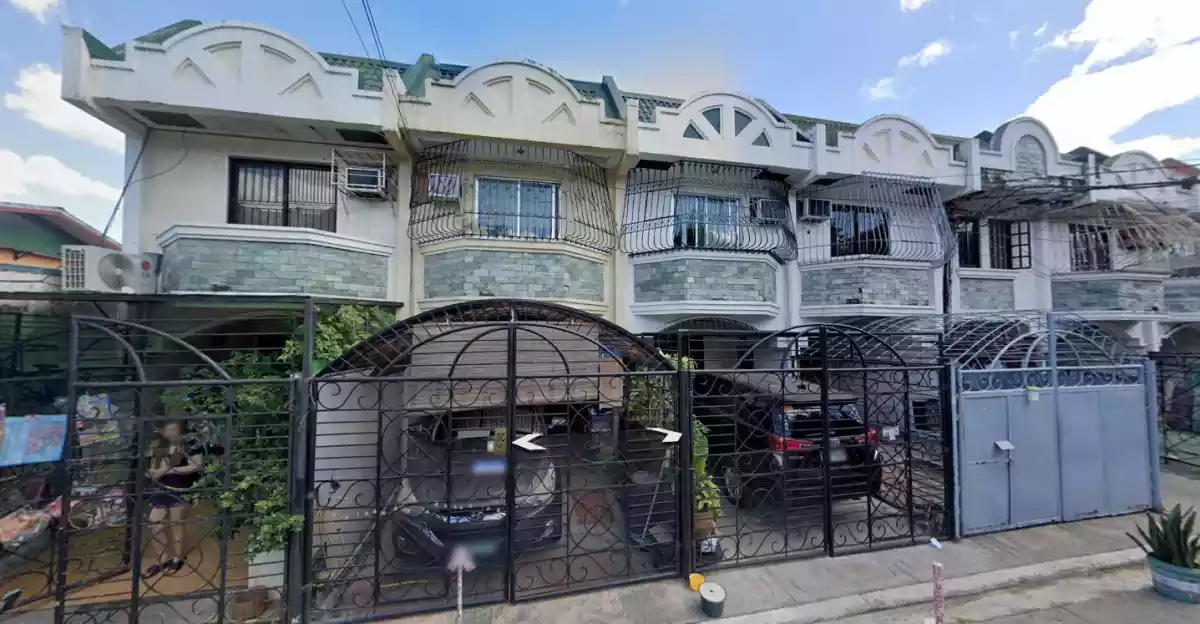 For Sale: Townhouse in Commonwealth, Quezon City — Townhouse in Don Omero St., Commonwealth, Quezon City — Photo 4
