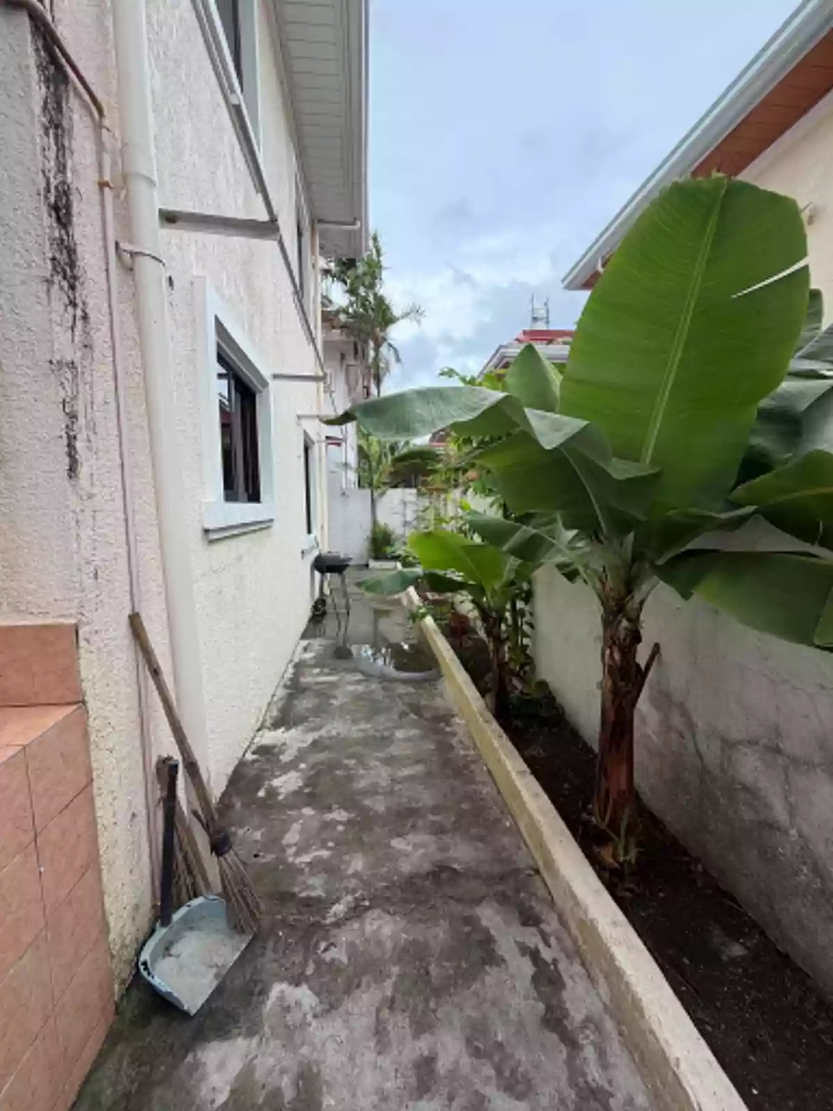 Open photo 25 of 50 — For Sale: 3BR House and Lot Near Metro, Bankal, Lapu-lapu City — Fully Furnished