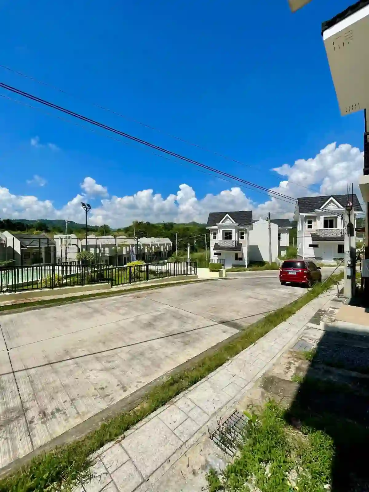 Open photo 14 of 16 — RUSH SALE: 4BR House and Lot in Tubod, Minglanilla — 114 sqm