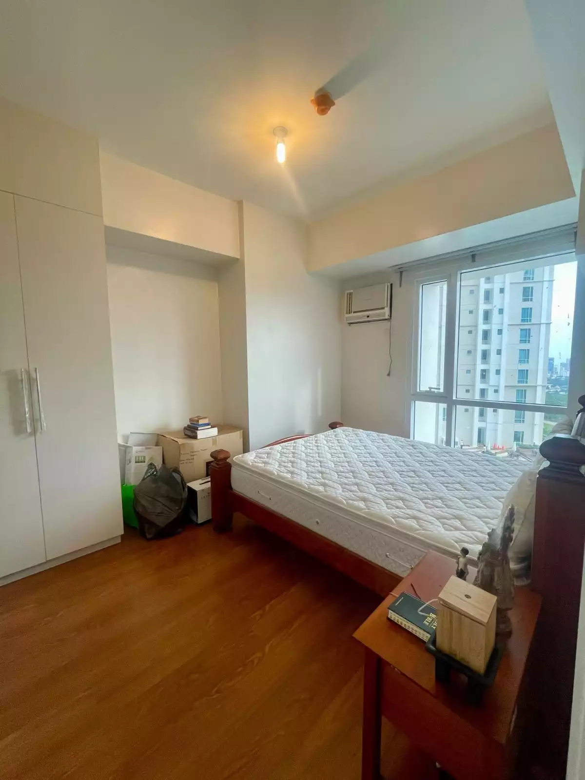 Rush Sale Furnished One Bedroom Unit with Parking Included in Lahug, Cebu City — 1 Bedroom in Lahug, Cebu City, Cebu — Photo 7