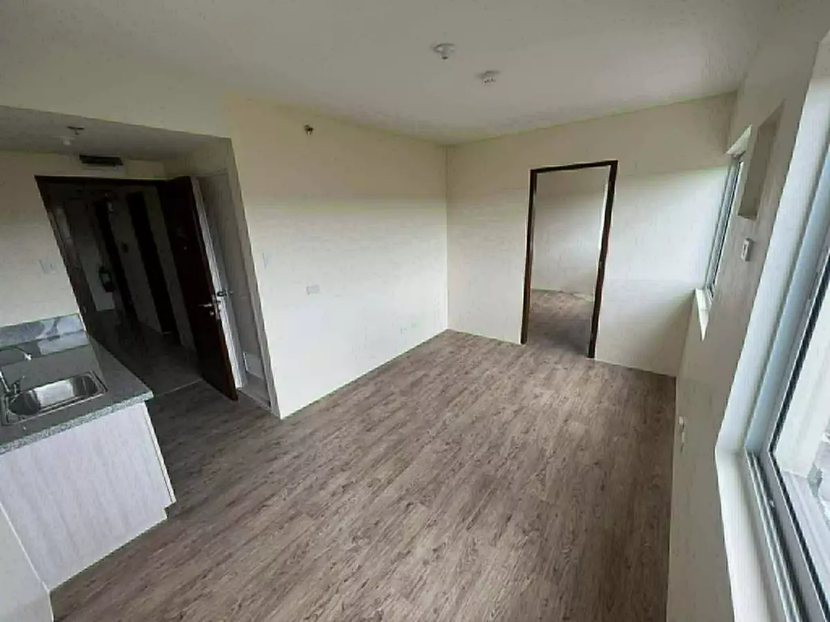1BR Condo Unit for Sale at Fullerton Suites, Silang, Cavite — 1 Bedroom in Puting Kahoy, Silang, Cavite — Photo 2