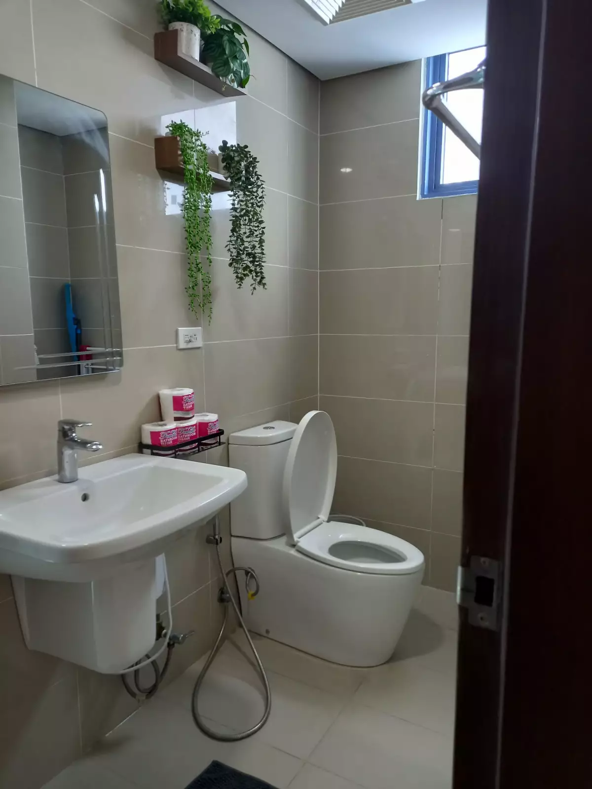 FOR SALE: 1BR Condo in Lahug, Cebu City — 60.24 sqm — 1 Bedroom in Lahug, Lahug — Photo 4