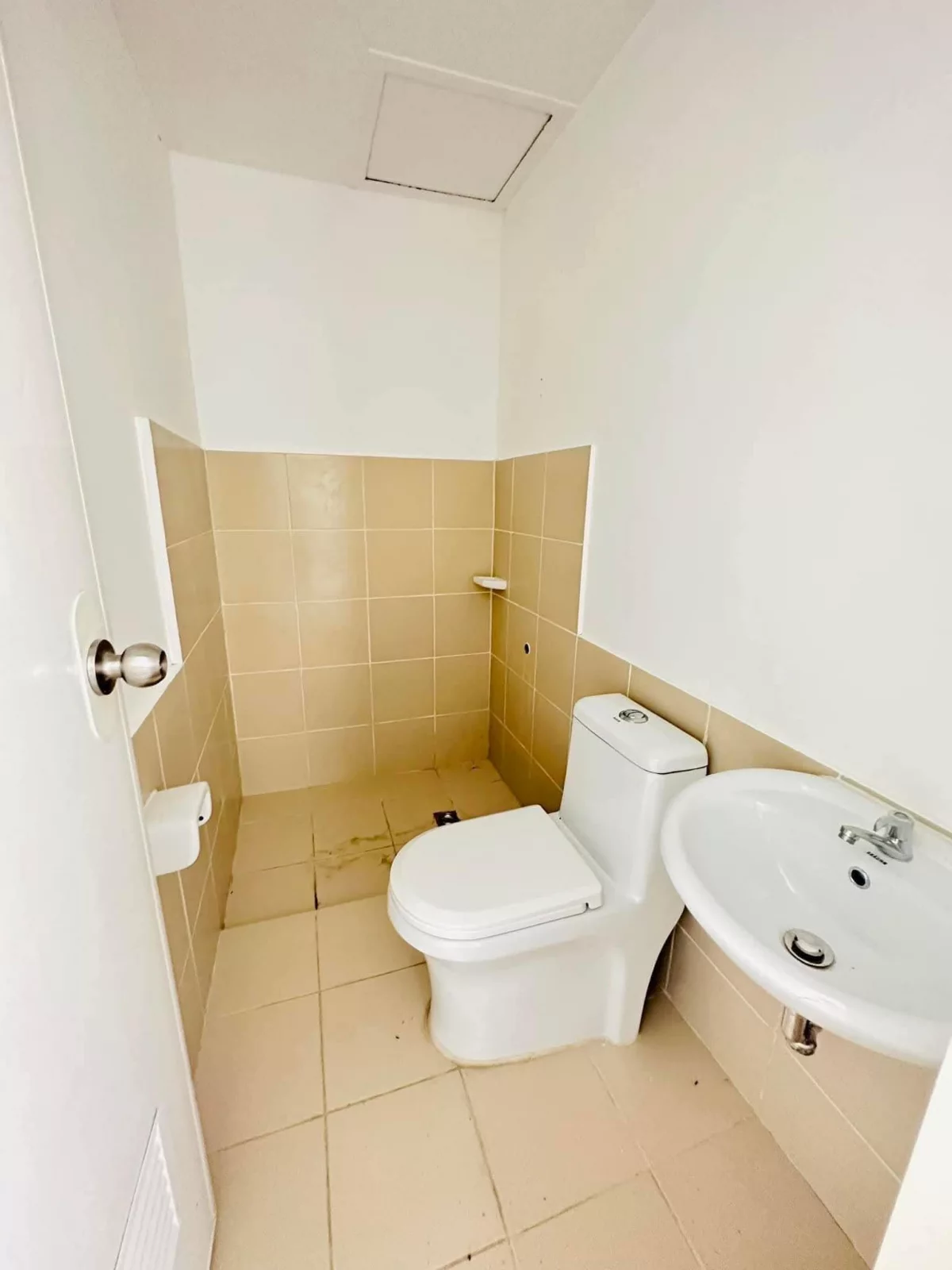 Open photo 12 of 19 — Camella Cerritos 5BR House and Lot for Sale in San Isidro, Gen. Santos City — Family