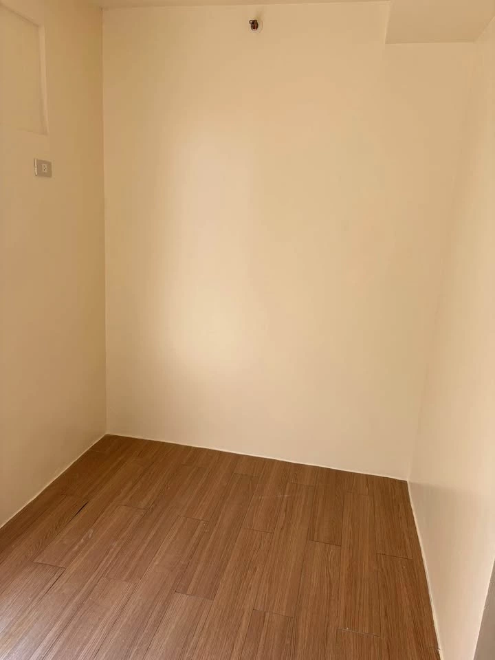 For Sale: Trevi Tower 1BR Condo in Pio Del Pilar, Makati City — 1 Bedroom in Makati City, Metro Manila, 1224 — Photo 5