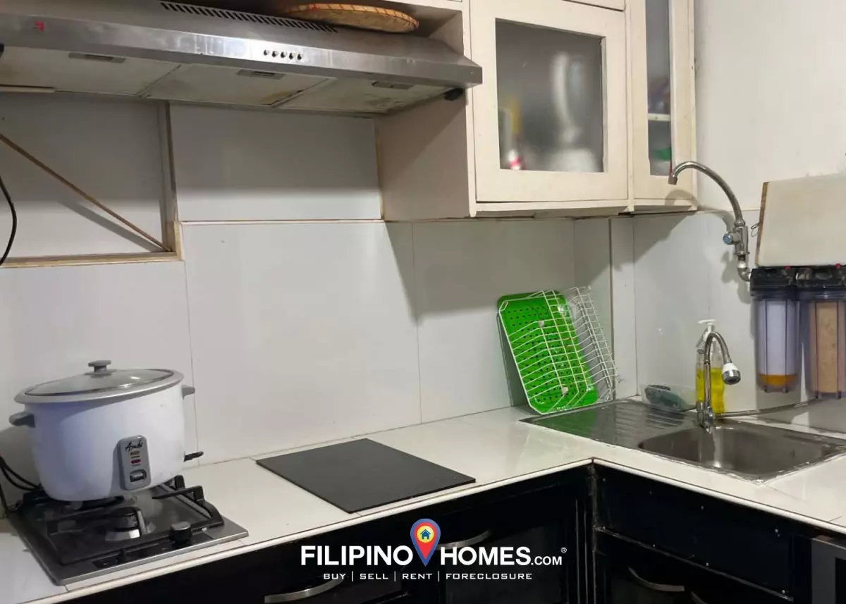 FULLY FURNISHED MODERN HOME FOR SALE in San Felipe, Naga City! — Townhouse in San Felipe, Naga City, Camarines Sur — Photo 6