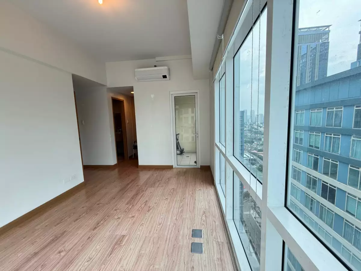 FOR SALE: Madison Parkwest 3BR Condo in Fort Bonifacio, Taguig — 3 Bedrooms in Fort Bonifacio, Taguig City, Metro Manila — Photo 3