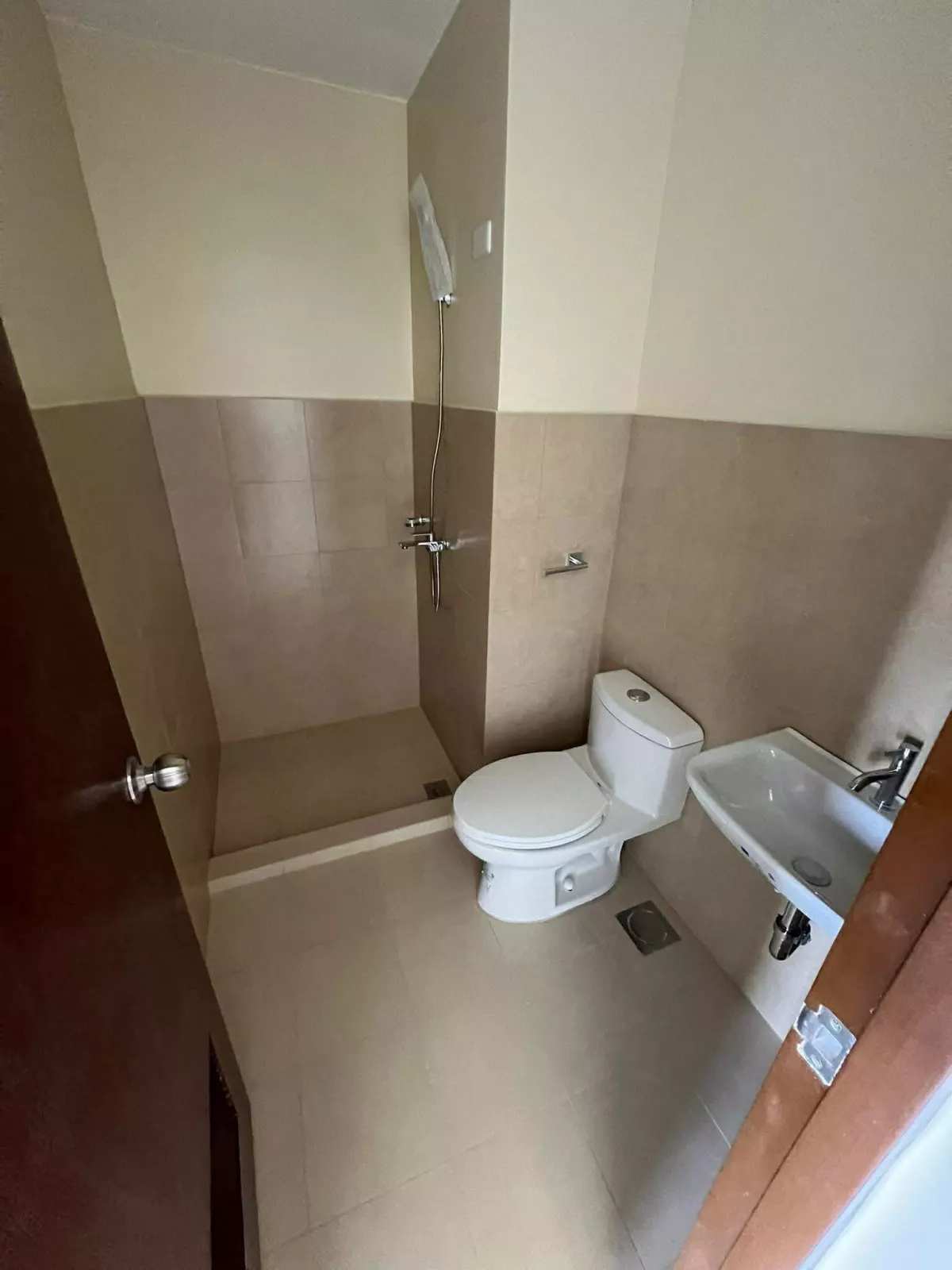 Open photo 11 of 16 — For Assume_ Studio Unit (Tower 2 – 15th Floor, Unit 44)