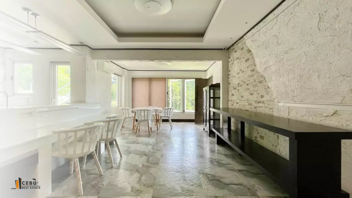 Open photo 12 of 18 — MARIA LUISA PARK HOUSE AND LOT FOR SALE in Banilad, Cebu City