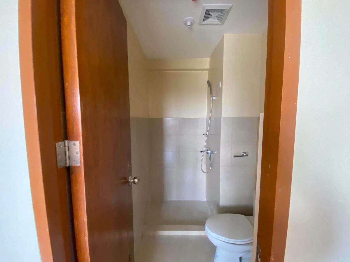 1 Bedroom Unit-For Assume — 1 Bedroom in Sasa, Davao City, Davao del Sur — Photo 7
