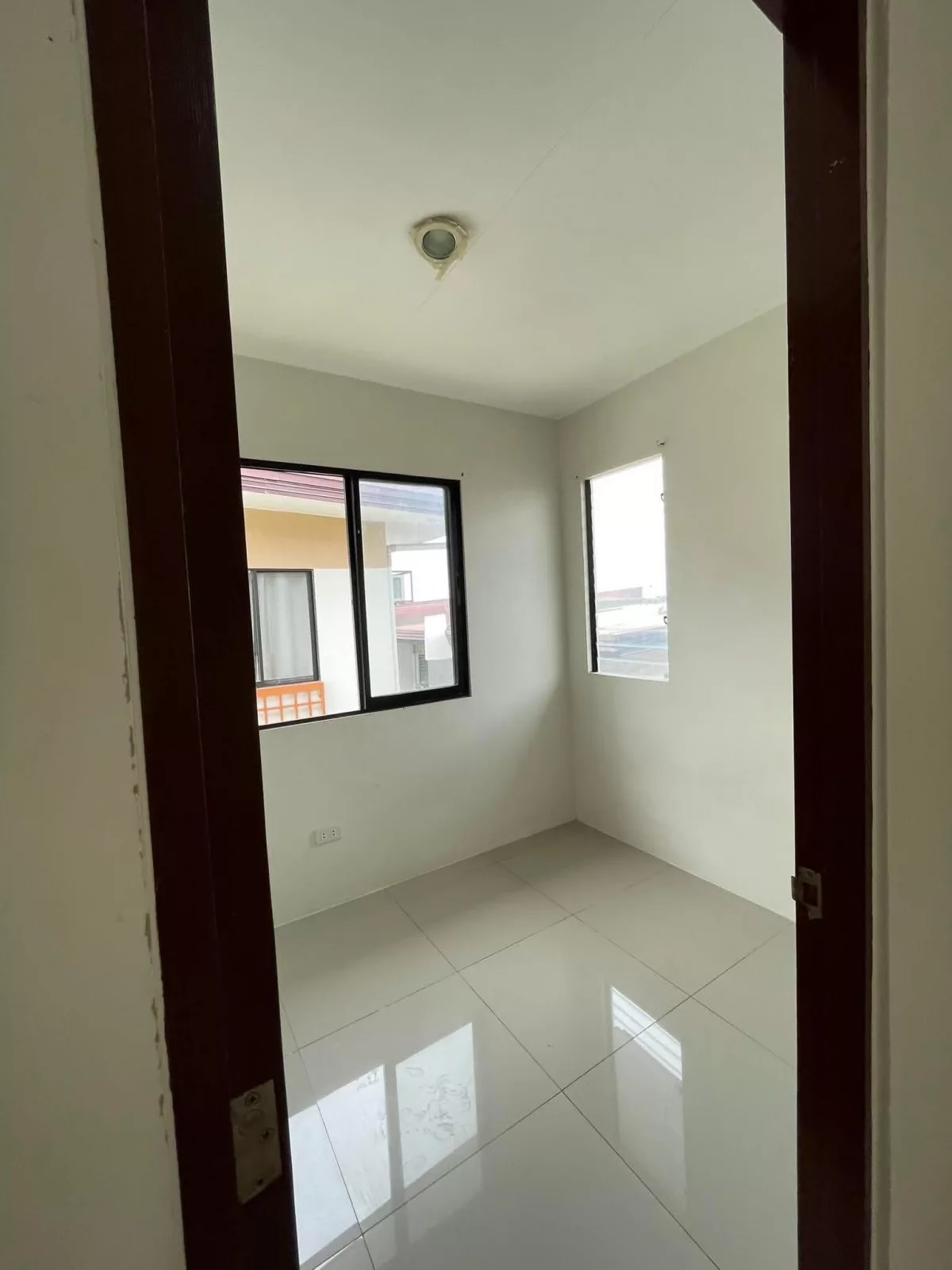 FOR ASSUME TOWNHOUSE IN CASA MIRA HOMES NAGA — Townhouse in Naga City, Cebu, 6037 — Photo 4
