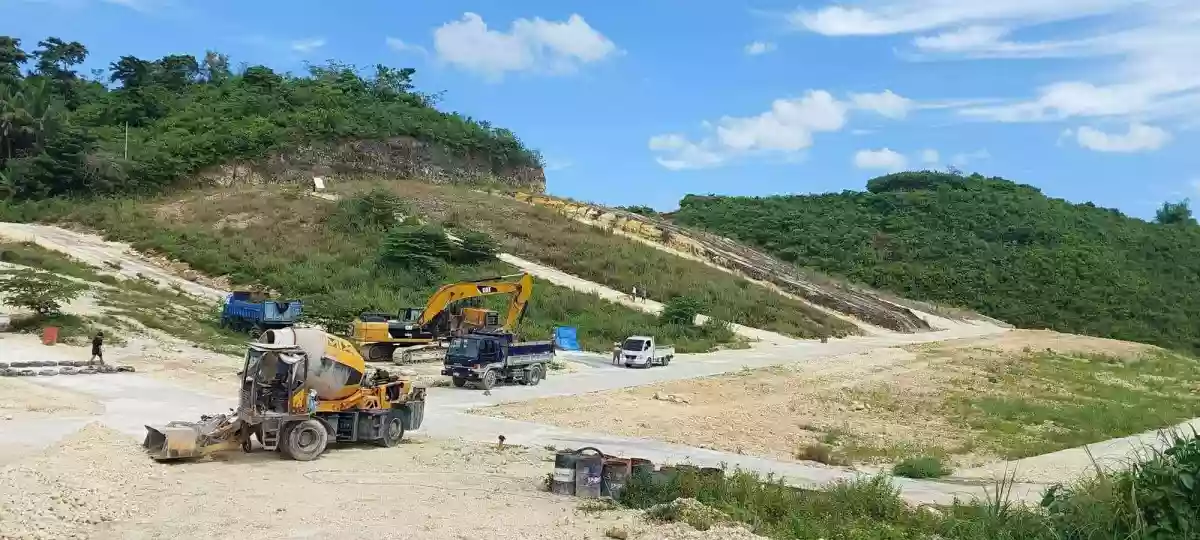 CLEAN TITLE — Residential Lot in Tolotolo, Consolacion, Cebu — Photo 3