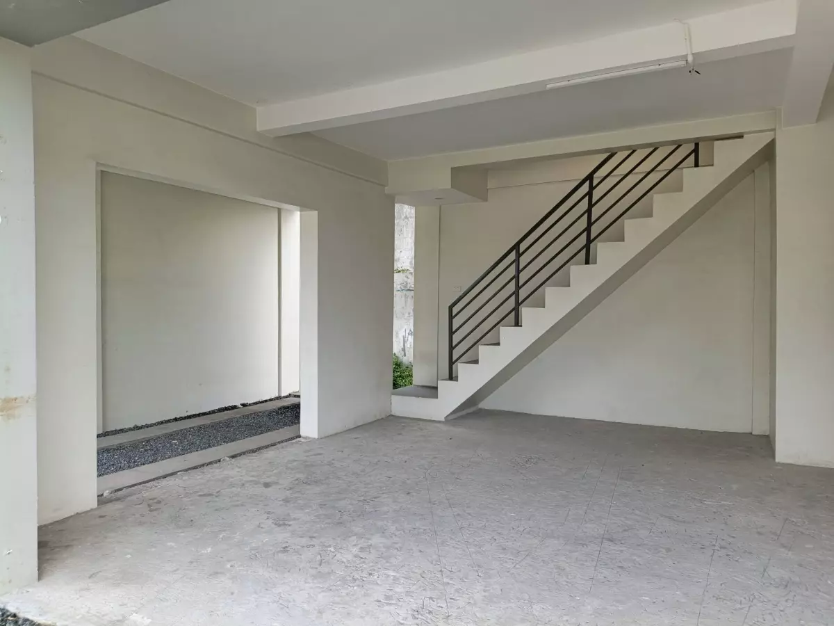 Affordable Shophouse in Minglanilla, Cebu, Enjoy your house while running your Shop — Building in Minglanilla, Cebu, 6046 — Photo 4