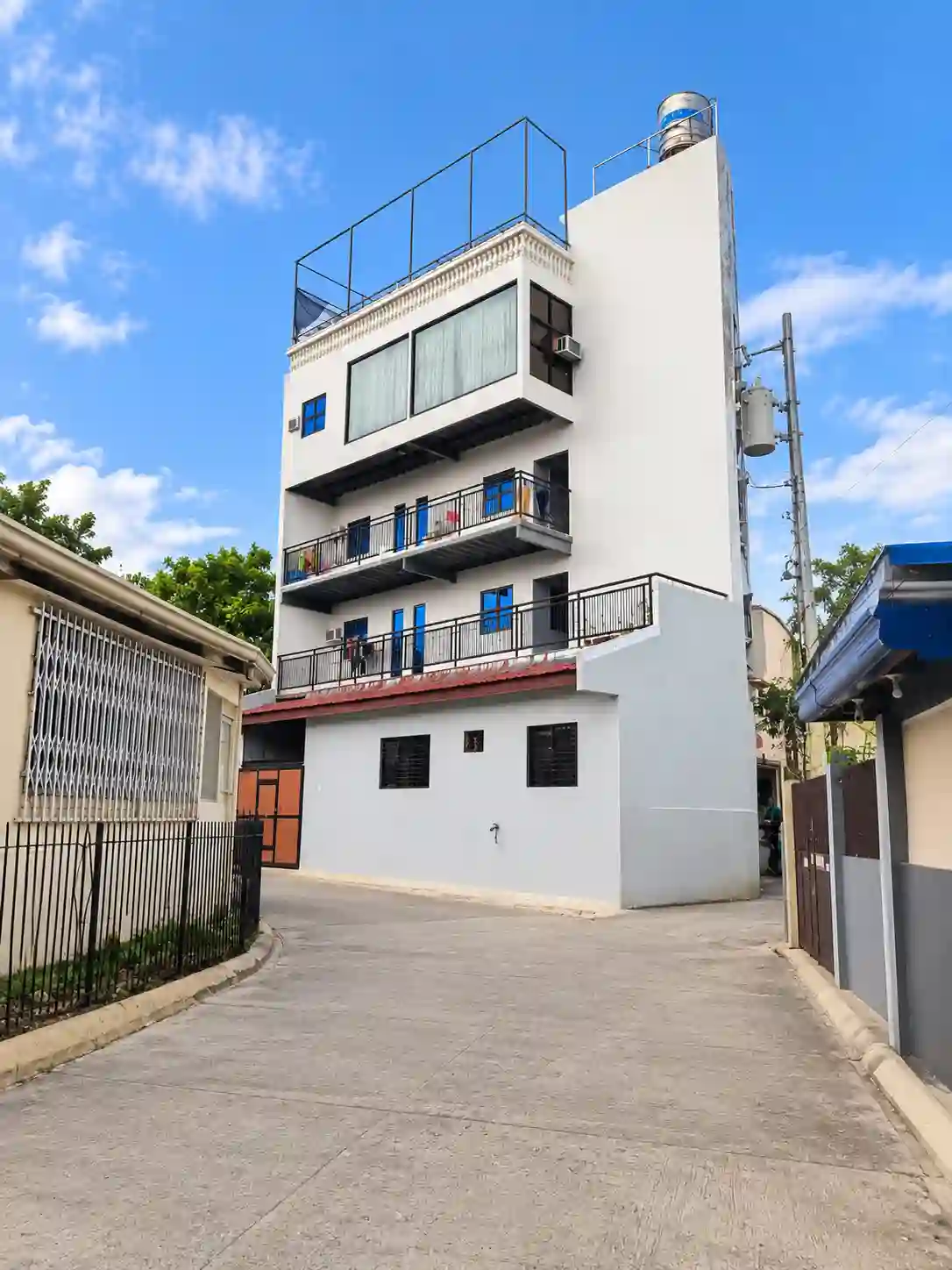 Apartment Building For Sale!!!