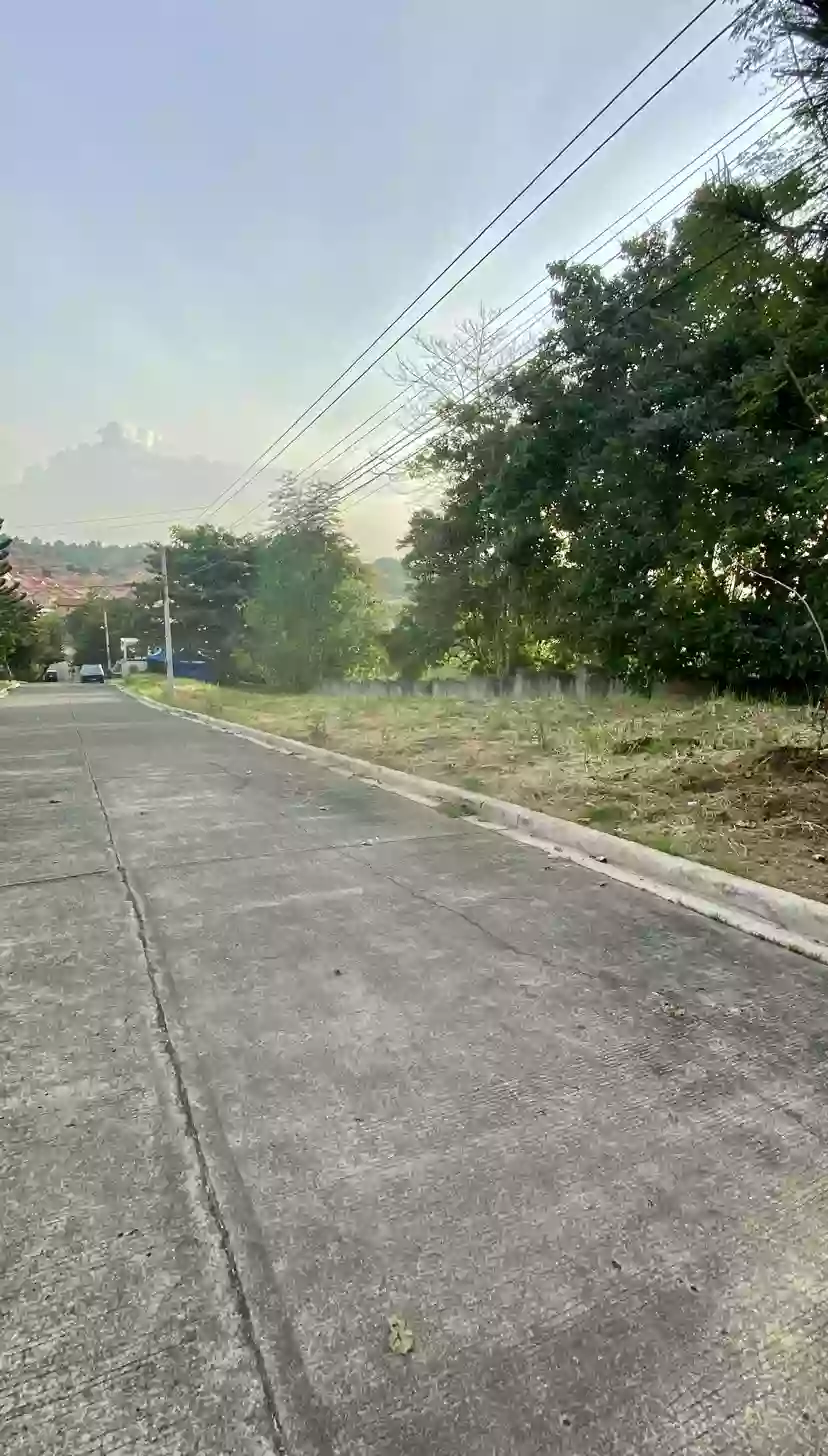 Rush Sale: Residential Lot in Lumbia, Cagayan de Oro City — 121 sqm — Residential Lot in Gran Europa, Lumbia, Cagayan de Oro City — Photo 3